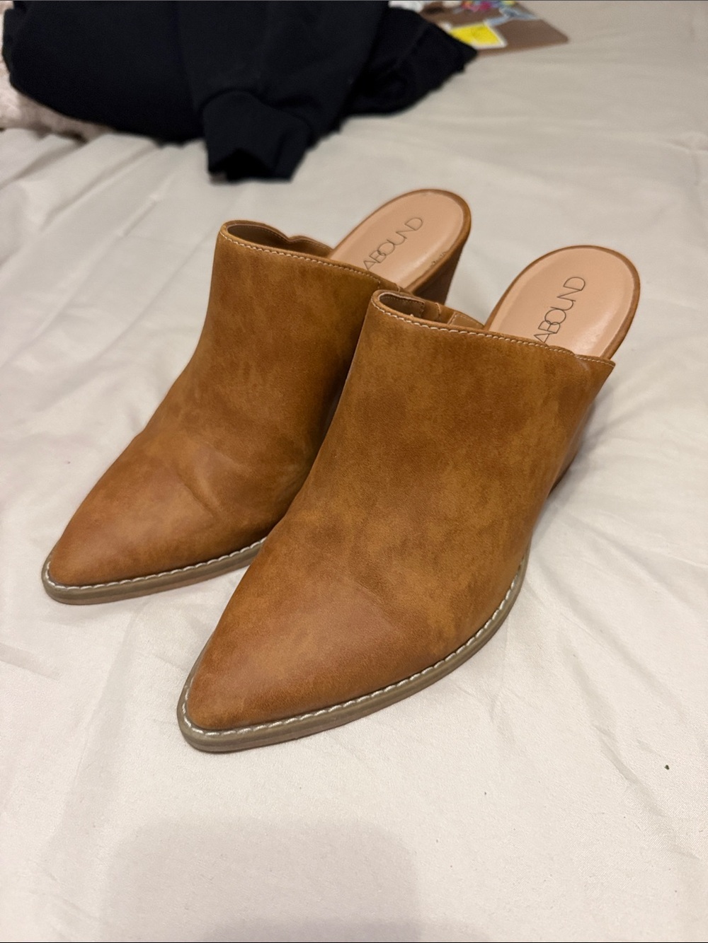 Cognac Pointed-Toe Slip-On Mules